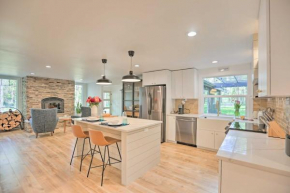 Bend Getaway with Deck and Hot Tub on 10 Acres!